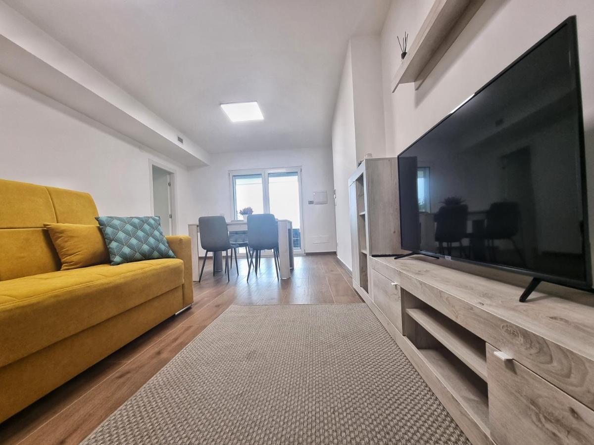 Suite Gentile Bari Exteriör bild